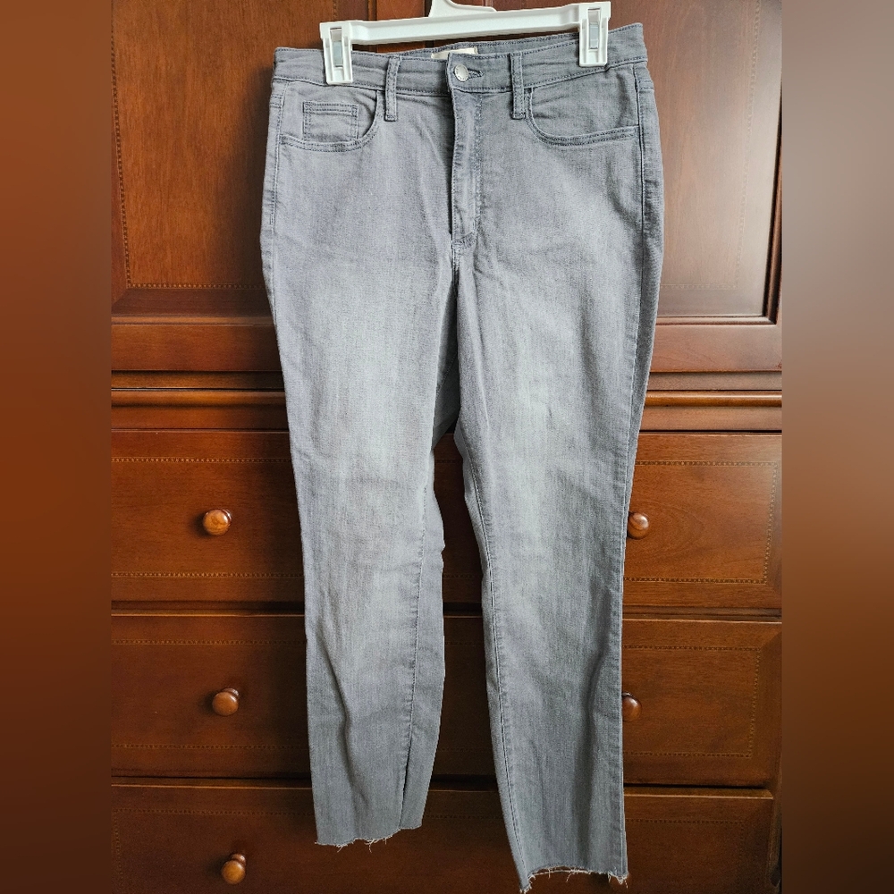Stylish Gray Denim Jeans